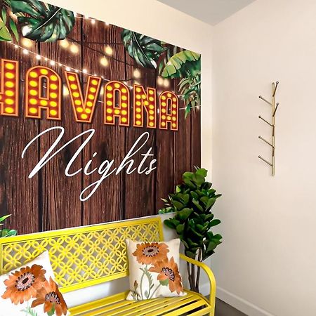 New! Havana Nights Villa ! Walk To Calle Ocho! ไมอามี ภายนอก รูปภาพ